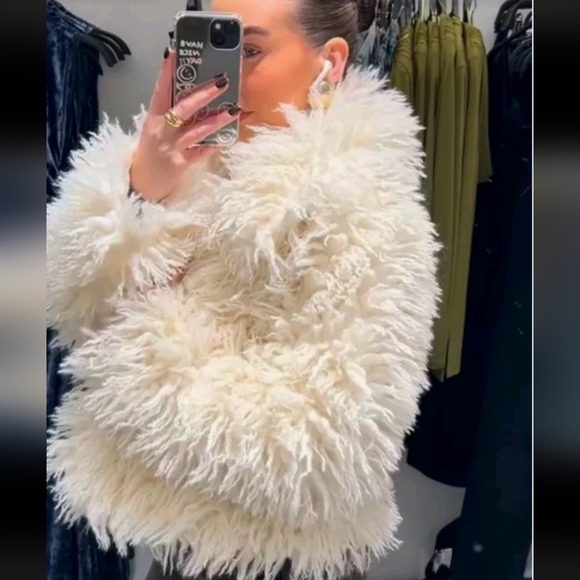 Zara Faux Fur Jacket - Picture 9 of 11